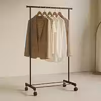 Arara de Roupas Móvel com Rodízios, Altura Ajustável, Metal Preto, Organizador para Vestuário (Preto)