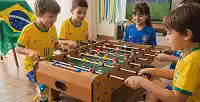 HK Brinquedos Mesa de Pebolim Infantil em Madeira, 69x23x36,5cm, Com 2 Bolas, Varões de Metal