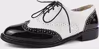 Sapato Oxford Oxford preto e branco com salto grosso, couro envernizado, vintage, com cadarço, dois tons