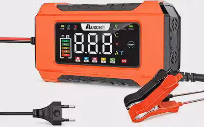 Carregador de Bateria Automotivo Inteligente 12V com Função Reparadora de Pulsos - Display Digital Bivolt para Carro, Moto, Caminhão e Veículos Agrícolas